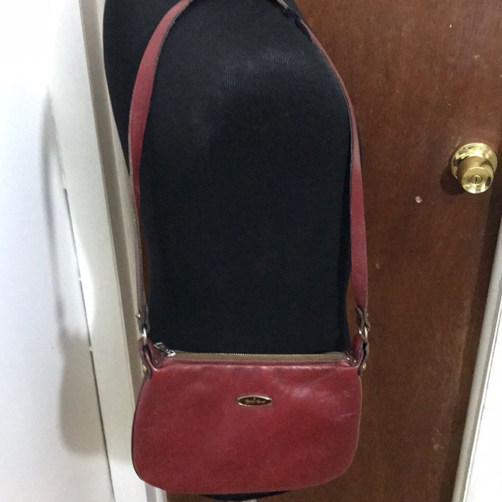 Etienne Aigner Maroon Leather Small Bag - Picture 3 of 4